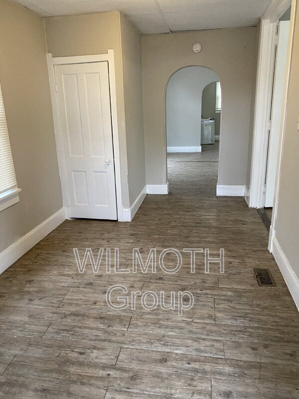 Photo - 2838 Boulevard Pl