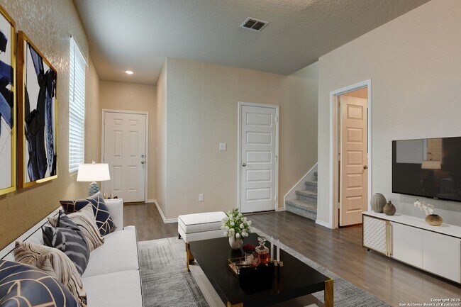 Photo - SPACIOUS 4-BEDROOM HOME IN SOMERSET TRAILS