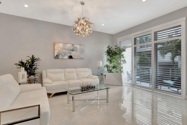 Photo - 4010 NW 18th Way