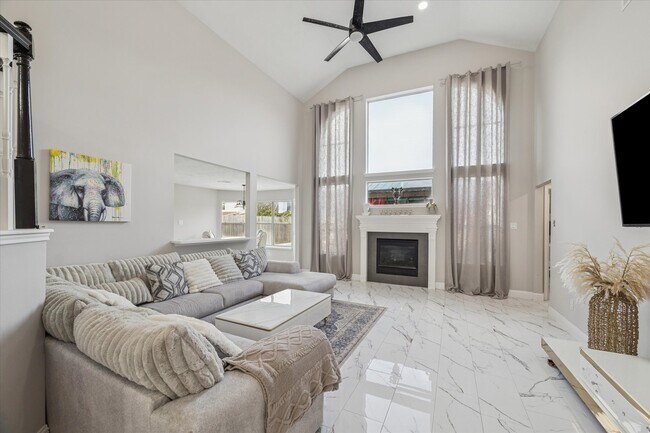 Photo - 11306 Avon Pl