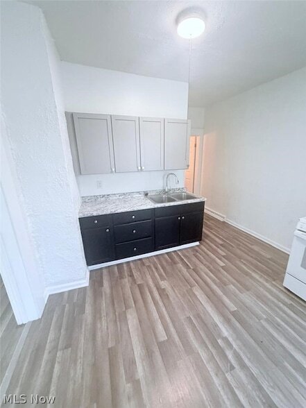 Photo - 4434 Pearl Rd Unit 3