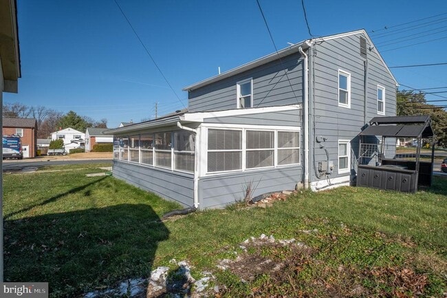 Photo - 312 N Hammonds Ferry Rd