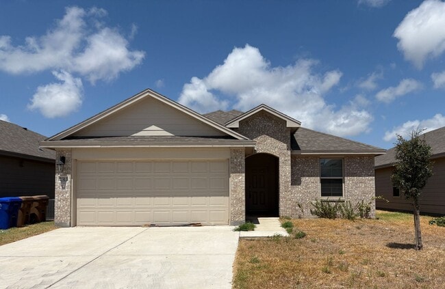 Building Photo - Move In Ready! Rental