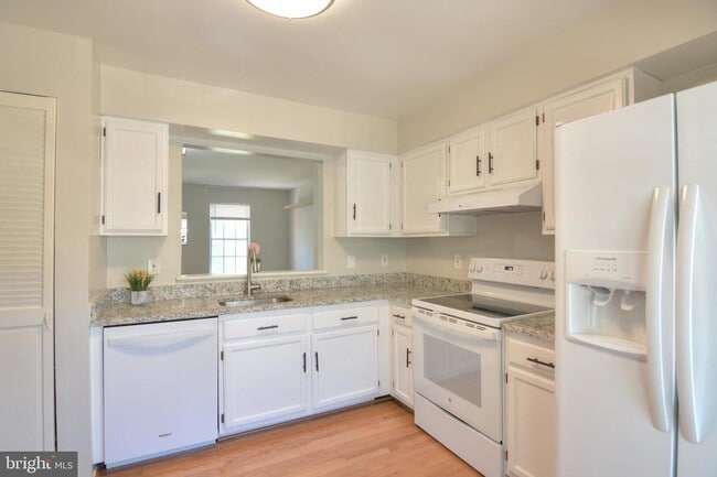 Photo - 3 Birdseye Ct