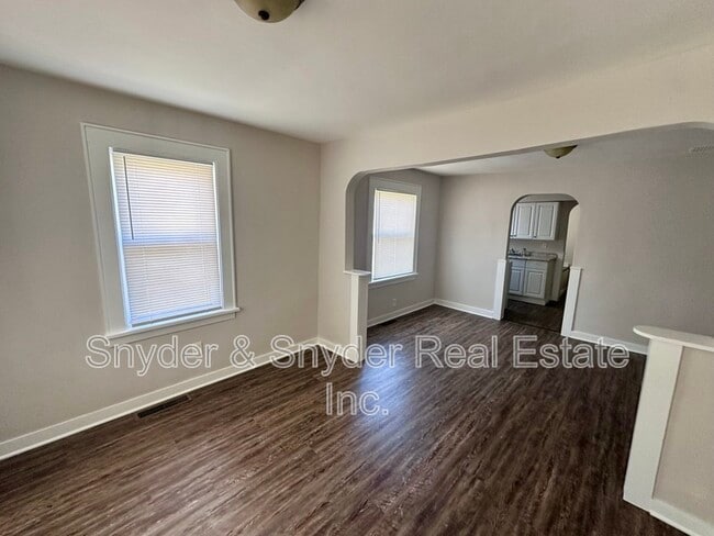 Photo - 89 2nd Ave