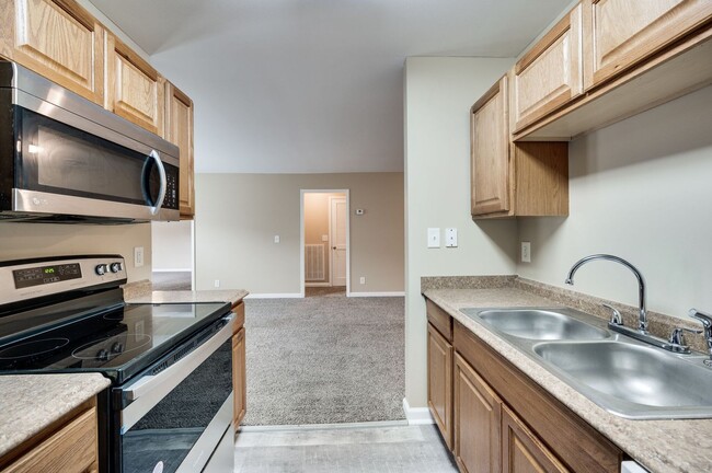 Photo - Awesome 2BE/BA townhouse in Bellevue!