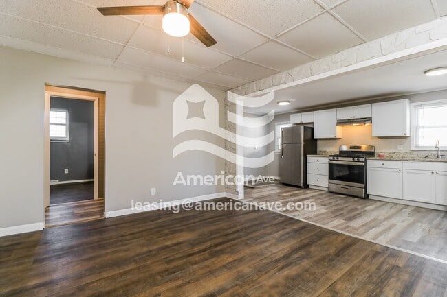 Photo - 1127 Williams St