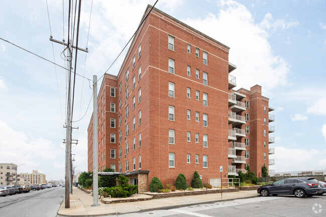 Photo - Seaview Terrace Co-Op