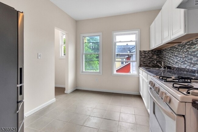 Photo - 247 Duane St Unit 1