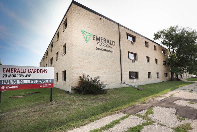 Building Photo - Emerald Gardens Unit 5210