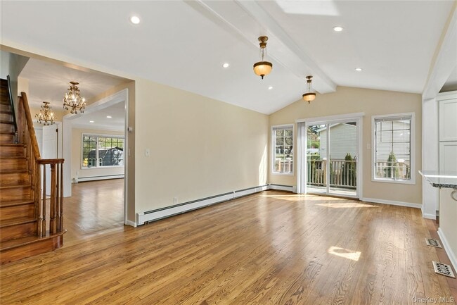 Photo - 830 Barberry Rd