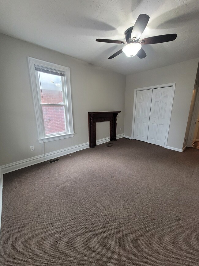 Building Photo - 324 3rd St Unit 324-1 Rental