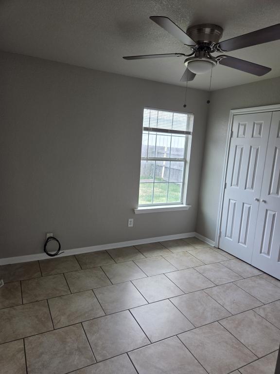 Photo - 305 Shirley Dr