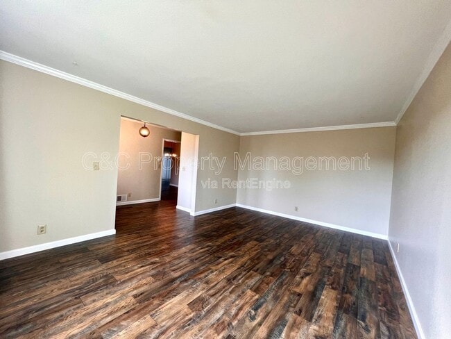 Photo - 1221 La Canada Way