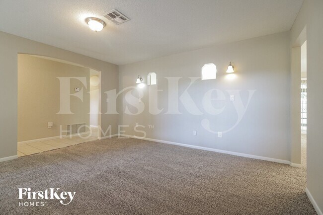 Photo - 1340 Sharon Dr