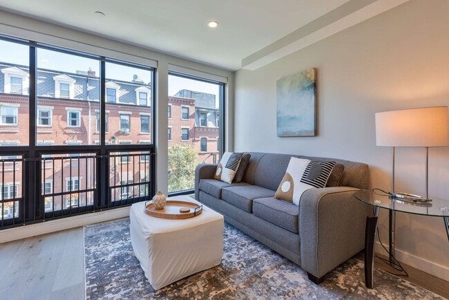 Photo - 240 Freedom Trl Unit FL4-ID1318704P