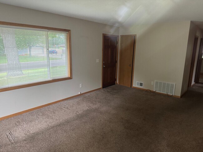 Photo - 11225 Nevada Ave N Casa