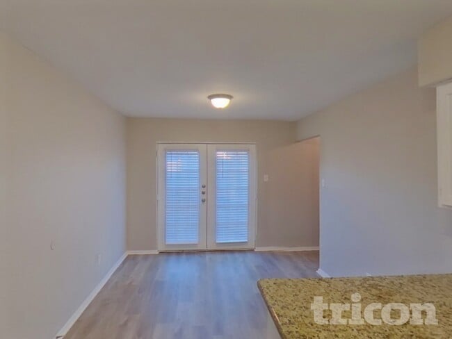 Photo - 1216 Grinnell Dr