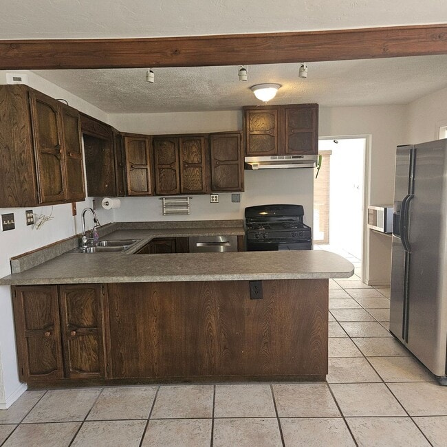 Photo - Avenues Rental Available!