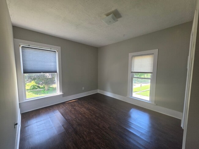 Photo - 245 Cherry St Unit 245 1/2 Upstairs