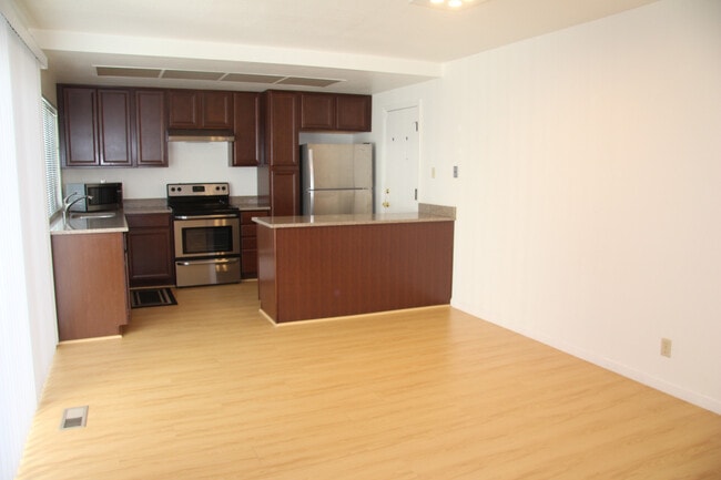 Photo - 41058 Bairo Ct