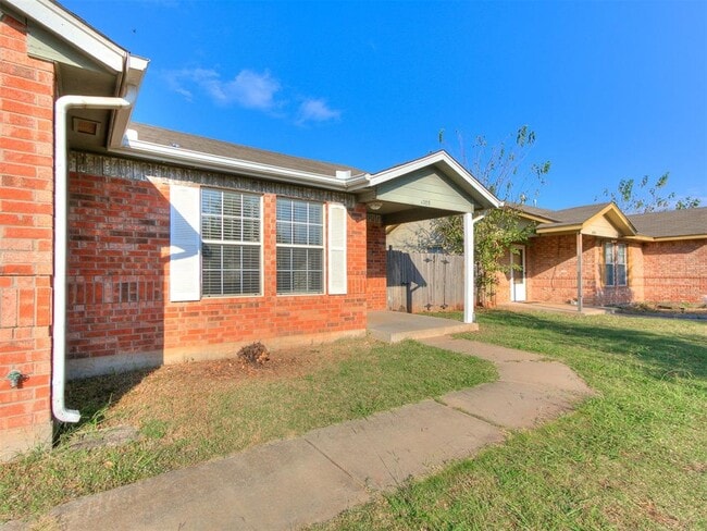 Building Photo - 4705 Tinker Rd