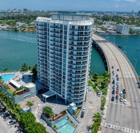 Building Photo - 1881 79th Street Causeway Rental