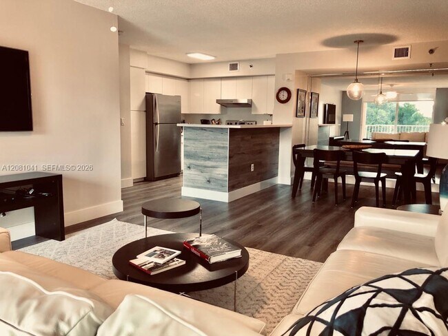 Photo - 19999 E Country Club Dr Unit 1401