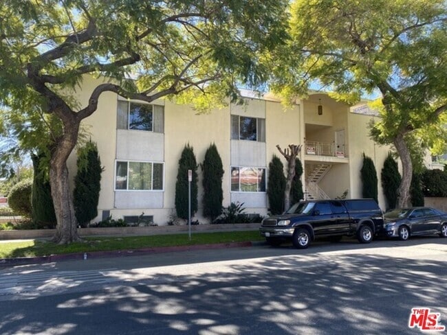 Building Photo - 8704 Gregory Way Unit #3 Rental