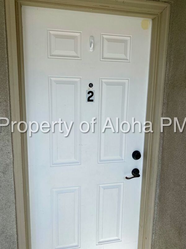 Photo - 1053 W Pine Ave