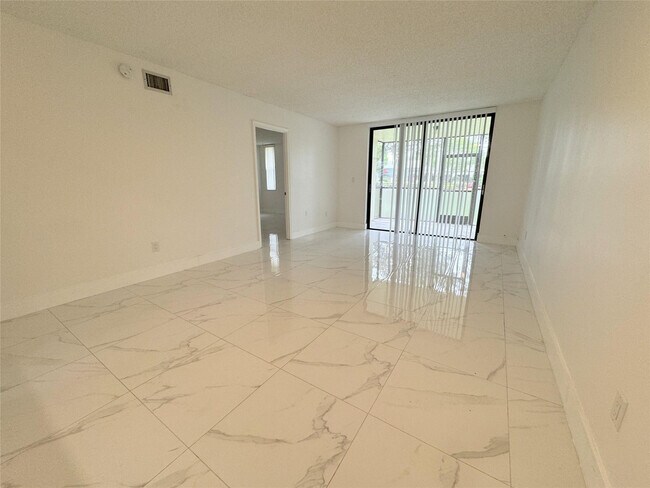 Photo - 6800 Cypress Rd Unit 102