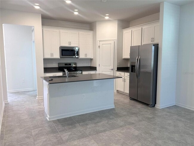 Photo - 6110 Blissful St