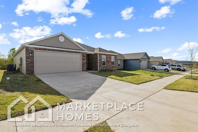 Photo - 884 S Brambling Ln
