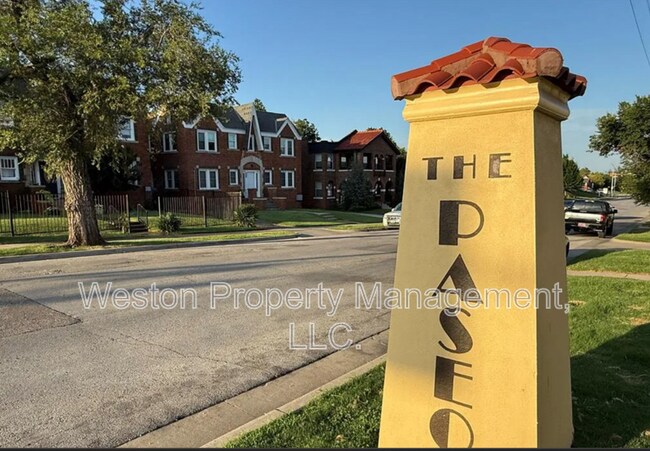 Photo - 711 NW 30th St