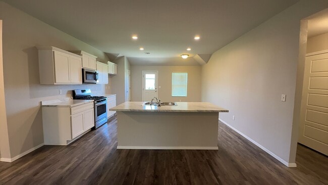 Photo - 13990 S Lansing Ave