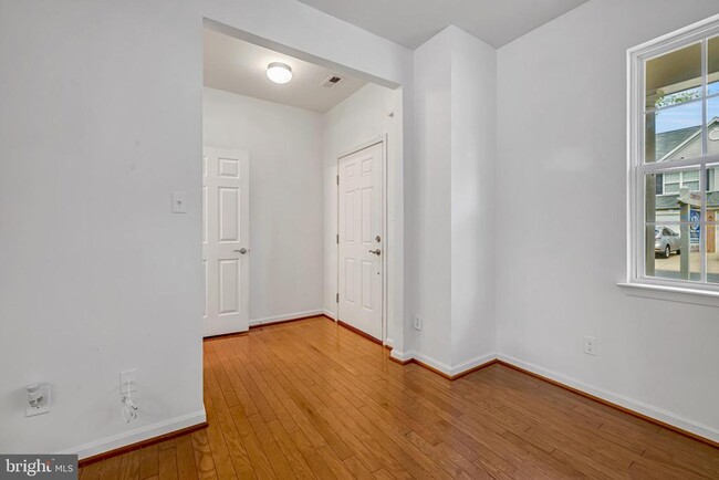 Photo - 304 Wheatley Dr