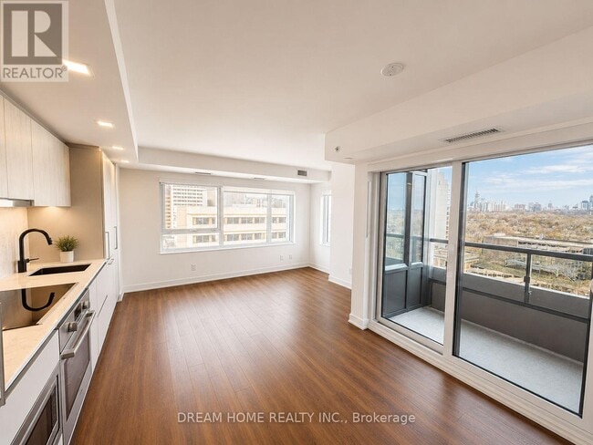Photo - 609 Sherbourne St Unit 1004