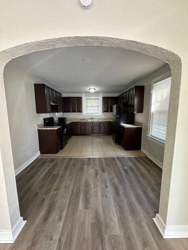 Photo - 4005 Green St