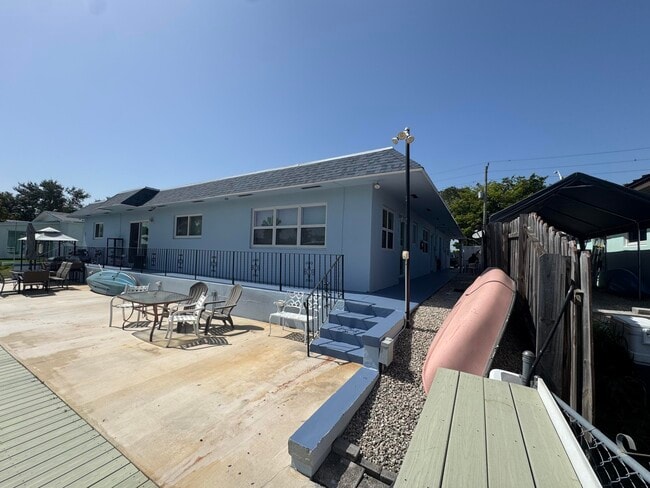 Photo - 1425 NW 10th St Unit 3