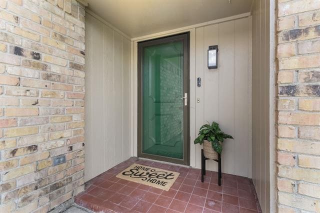 414 Hallmark Dr
