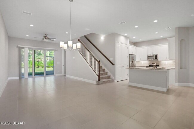 Photo - 78 Longridge Ln