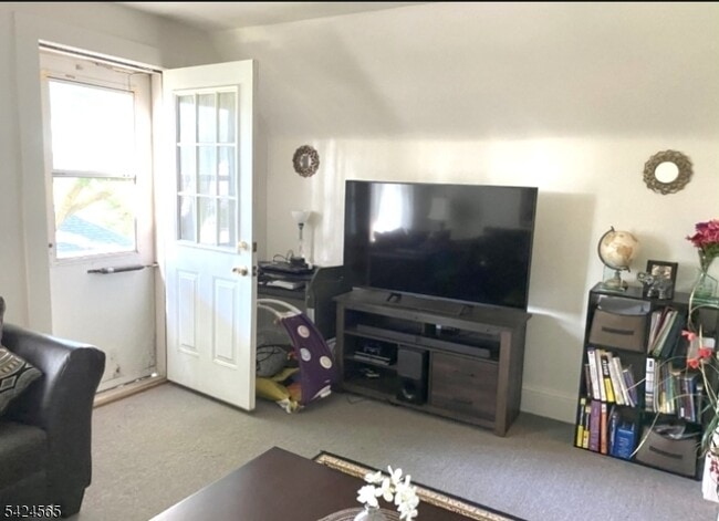 Photo - 610 Corliss Ave Unit 2