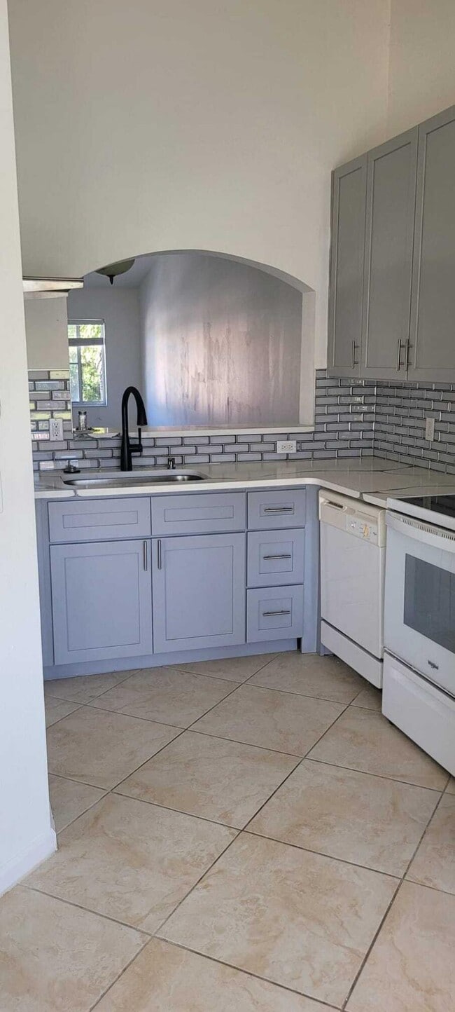 Photo - 3478 Briar Bay Blvd Unit 202