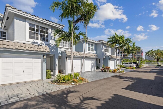 Photo - 860 Jeffery St Townhome