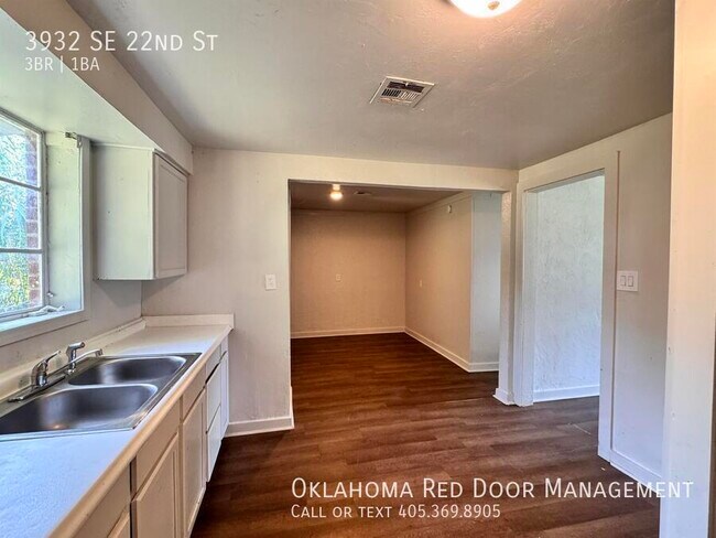 Photo - 3932 SE 22nd St