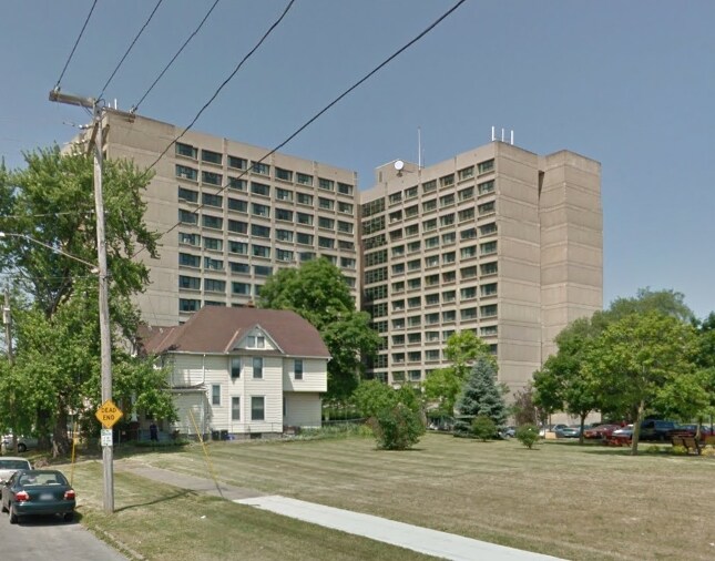 Henry E. Wrobel Towers - Henry E. Wrobel Towers Apartments