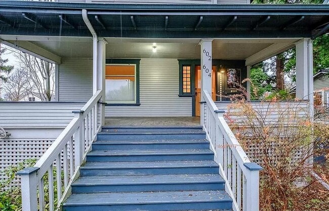 Photo - 602 NW 9th St