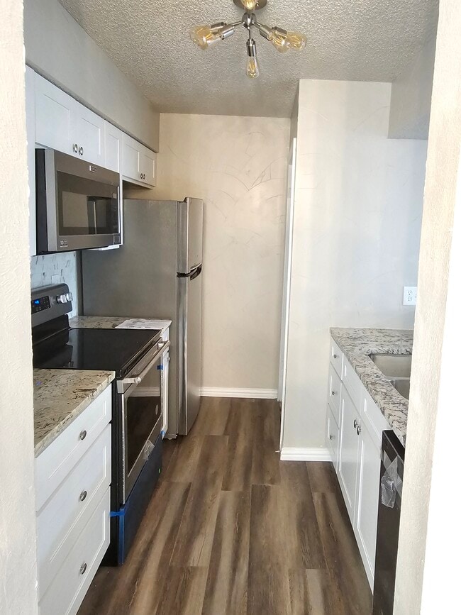 5616 Preston Oaks Rd Unidad 202