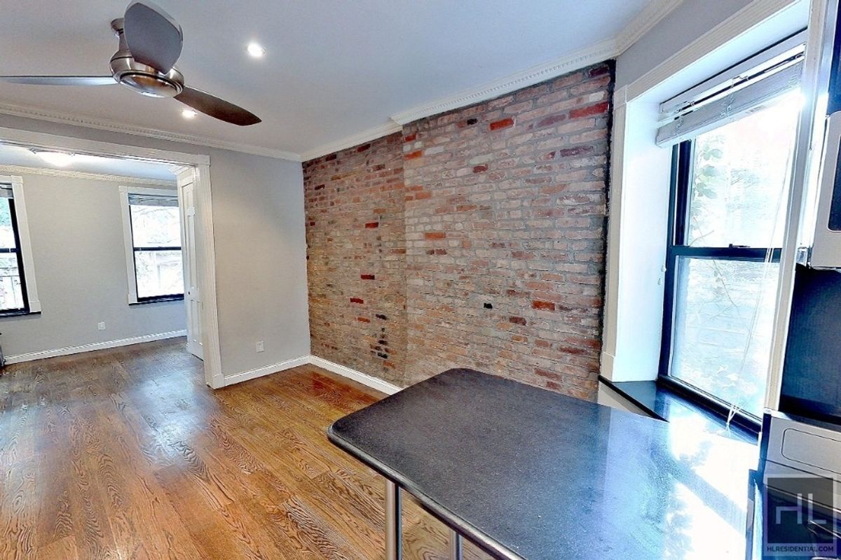 E 5TH ST. - E 5TH ST. Unidad B1