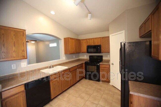 15216 N B Ct